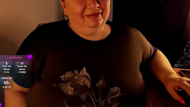 Snapshot of SexxyDreams1 chatting on February 2025 06:28:01 AM SexxyDreams1 online show from February 2025 06:28:01 AM