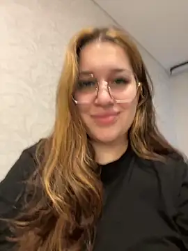 VikiDemi online show from September 2025 02:12:02 PM