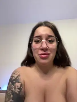 VikiDemi online show from March 2025 08:46:02 PM