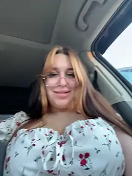 VikiDemi online show from February 2026 02:29:01 PM