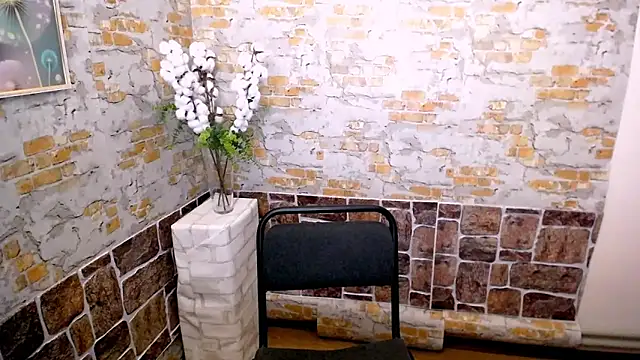 milana shy star online show from January 2025 01:09:01 PM