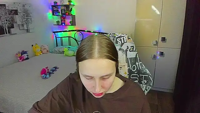 LinaTruly online show from May 2026 09:09:01 PM
