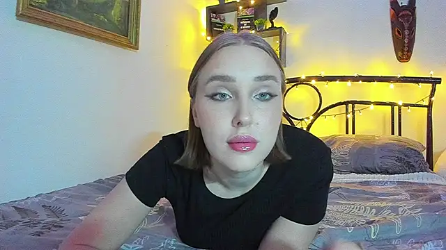 Snapshot of LinaTruly chatting on July 2026 09:11:02 PM LinaTruly online show from July 2026 09:11:02 PM
