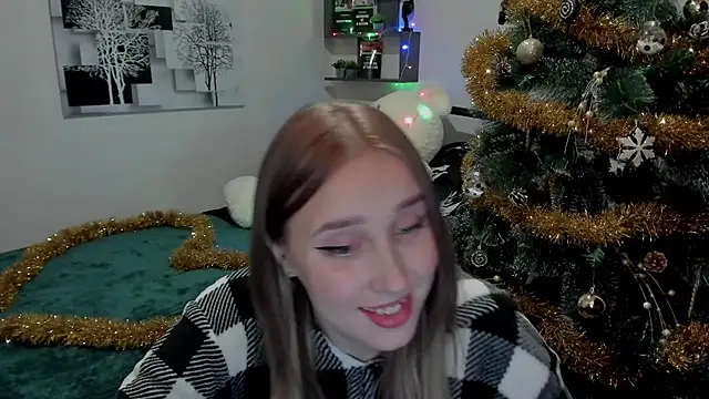 LinaTruly online show from December 2024 11:05:01 PM