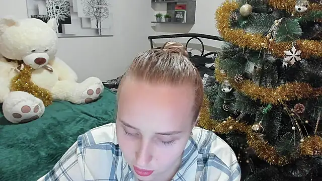 Snapshot of LinaTruly chatting on January 2025 11:16:01 PM LinaTruly online show from January 2025 11:16:01 PM