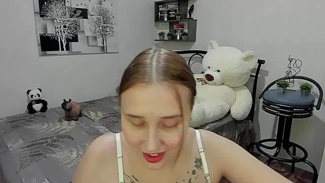 LinaTruly online show from March 2025 12:40:02 AM