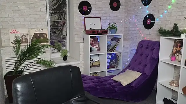 Ruby Rubarb online show from February 2025 02:13:02 PM