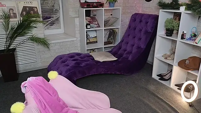 Ruby Rubarb online show from February 2025 02:23:01 PM