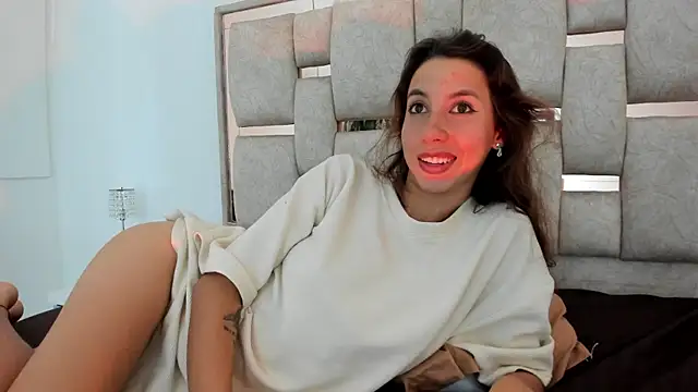 jolie lov online show from March 2025 04:31:02 PM