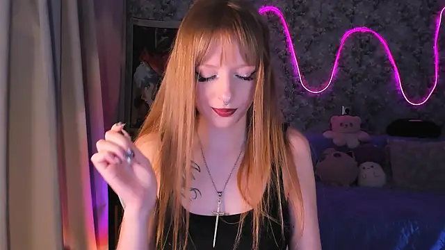 Inma Lewdness online show from February 2025 02:45:01 PM
