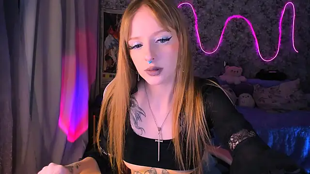 Inma Lewdness online show from February 2025 06:35:02 PM