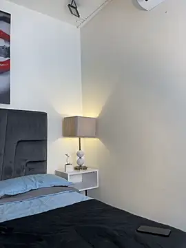 Robin Rief online show from February 2026 03:18:01 AM