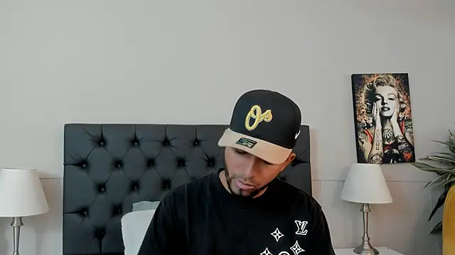 Snapshot of Robin_Rief chatting on September 2025 03:24:02 AM Robin Rief online show from September 2025 03:24:02 AM