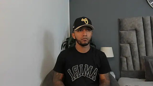 Robin Rief online show from December 2025 03:40:02 AM