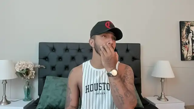 Snapshot of Robin_Rief chatting on September 2025 03:31:02 AM Robin Rief online show from September 2025 03:31:02 AM