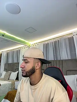 Robin Rief online show from December 2025 03:52:02 AM