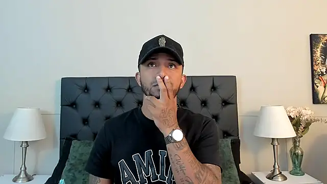 Snapshot of Robin_Rief chatting on September 2025 03:17:01 AM Robin Rief online show from September 2025 03:17:01 AM