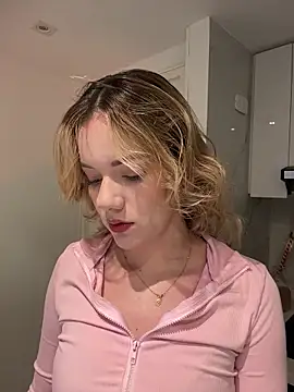 NicoleCut online show from March 2026 10:08:02 AM