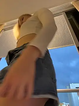 NicoleCut online show from December 2025 10:43:02 PM