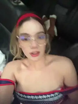 NicoleCut online show from May 2026 10:15:02 PM