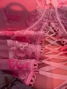 NicoleCut online show from January 2026 11:46:01 AM