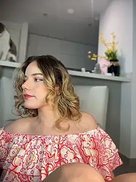 NicoleCut online show from June 2026 09:42:01 AM