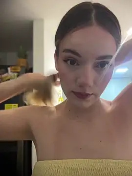 Snapshot of NicoleCut chatting on July 2026 09:15:01 AM NicoleCut online show from July 2026 09:15:01 AM