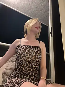 NicoleCut online show from December 2025 11:32:02 PM