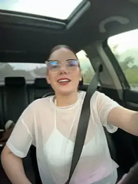 NicoleCut online show from June 2026 10:36:01 PM
