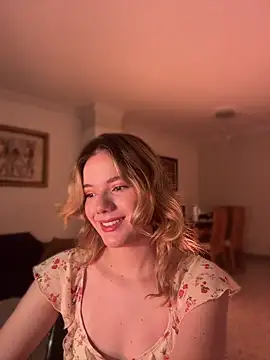 NicoleCut online show from April 2026 09:55:02 AM