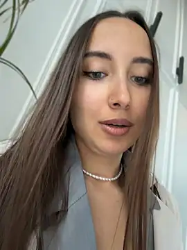 Snapshot of VelvetVixenI chatting on July 2026 05:03:02 PM VelvetVixenI online show from July 2026 05:03:02 PM