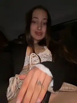 VelvetVixenI online show from March 2026 07:37:01 PM