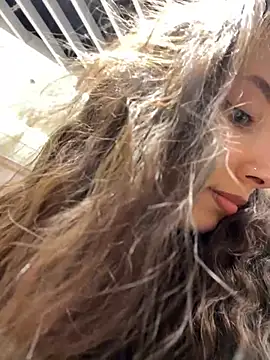 VelvetVixenI online show from April 2026 04:45:01 PM