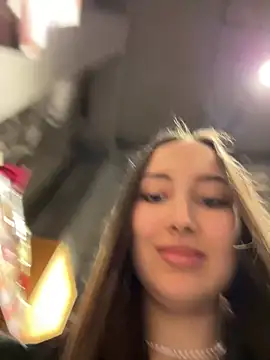 VelvetVixenI online show from March 2026 03:37:01 PM