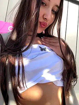 Snapshot of VelvetVixenI chatting on September 2025 12:05:01 PM VelvetVixenI online show from September 2025 12:05:01 PM