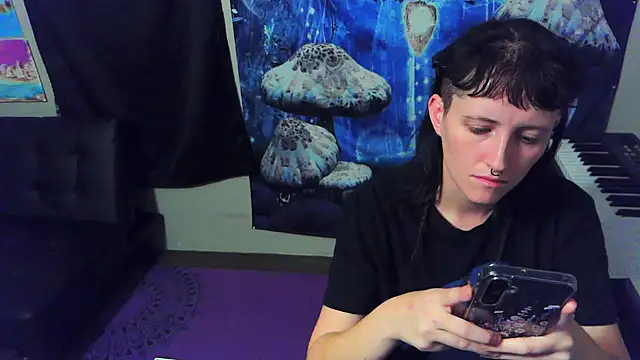  hellostormy  online show from October 2025 09:06:02 AM