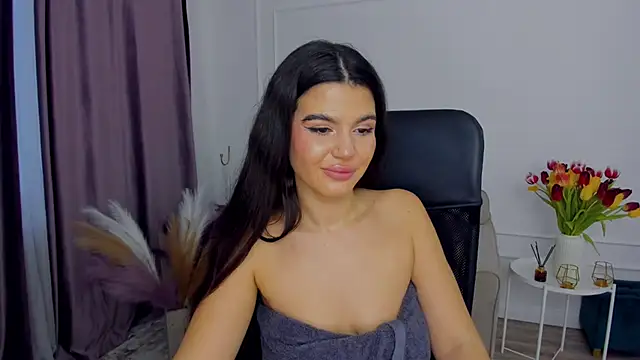 AlluringAriel online show from March 2025 04:41:02 AM
