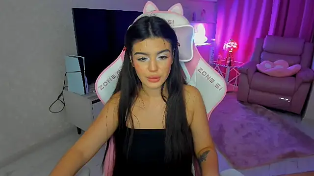 AlluringAriel online show from September 2025 07:43:02 PM