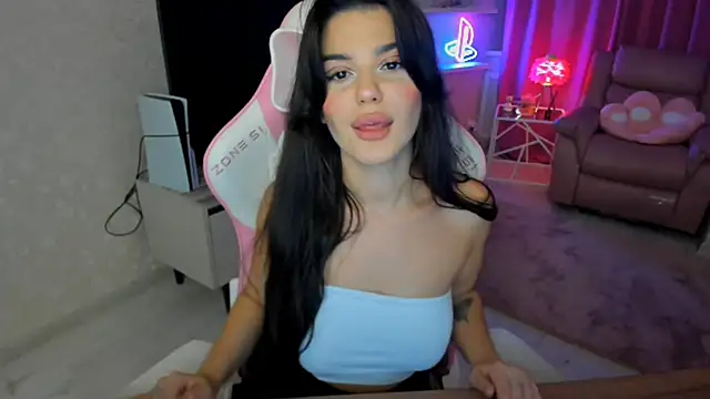 AlluringAriel online show from October 2025 07:47:01 PM