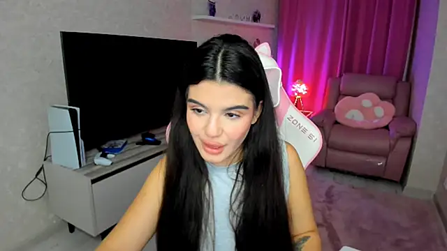AlluringAriel online show from October 2025 07:37:02 PM