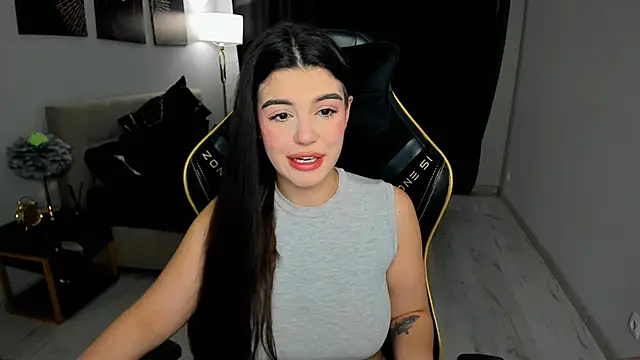 AlluringAriel online show from April 2026 07:20:02 PM