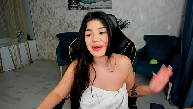 AlluringAriel online show from April 2026 12:40:02 PM
