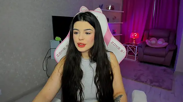 AlluringAriel online show from April 2026 11:28:02 AM