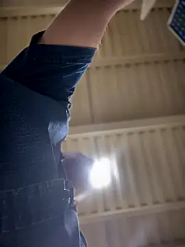 Snapshot of adam-rivera chatting on November 2025 11:42:01 PM adam-rivera online show from November 2025 11:42:01 PM