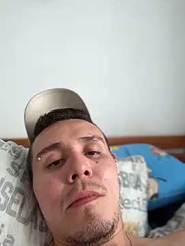 adam-rivera online show from April 2026 10:16:02 PM