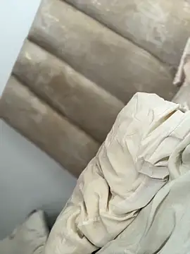 adam-rivera online show from April 2026 01:47:01 PM