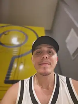 Snapshot of adam-rivera chatting on September 2025 10:05:01 PM adam-rivera online show from September 2025 10:05:01 PM
