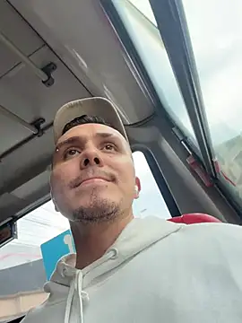 adam-rivera online show from March 2026 09:11:02 PM