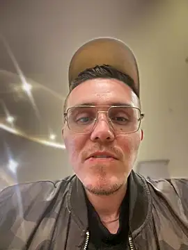 Snapshot of adam-rivera chatting on November 2025 02:48:02 AM adam-rivera online show from November 2025 02:48:02 AM