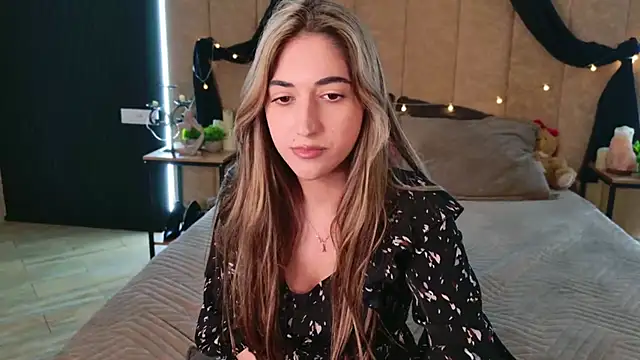 Teresa Stane online show from March 2025 08:37:02 AM